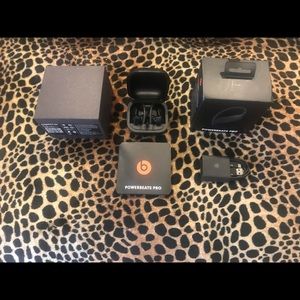Power Beats Pro totally wireless unused